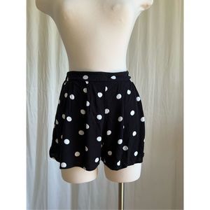 Wild Fable Women's Black & White Polka Dot Mid-Rise Casual Shorts Size S